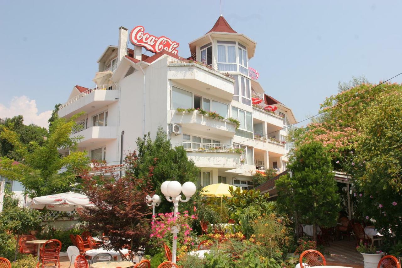 Hotel Kamelia Varna Exterior foto